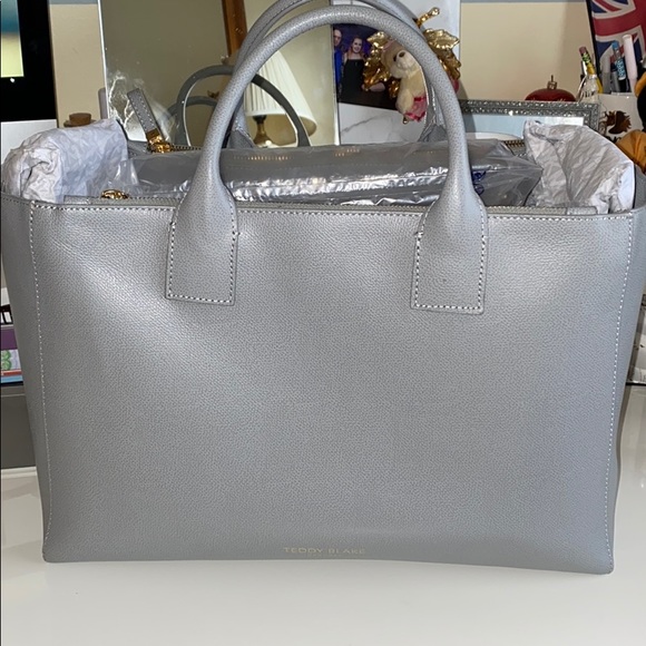 Teddy Blake Handbags - Teddy Blake 15” Bella